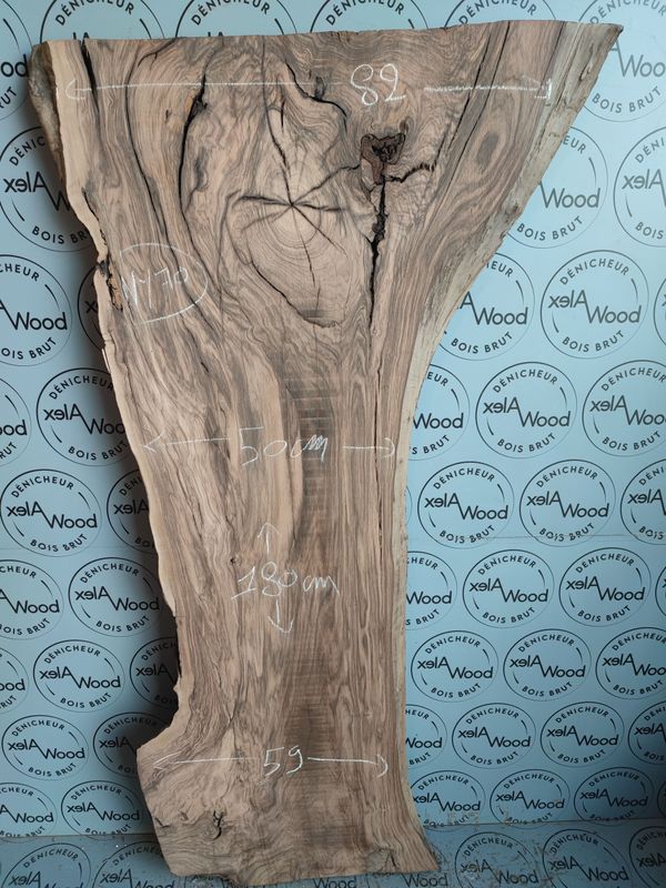 ​Plateau en noyer massif raboté