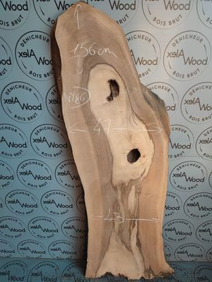 ​Plateau en noyer massif raboté — prêt à réaliser vos projets DIY