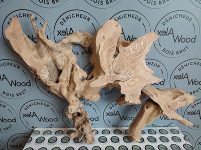 Racine d’olivier pour créations utilitaires et décoratives Racine d’olivier pour créations utilitaires et décoratives