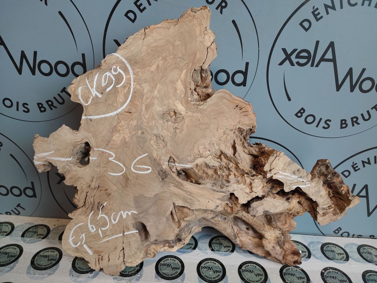 Rondelle d’olivier prête à travailler pour décoration Rondelle d’olivier prête à travailler pour décoration