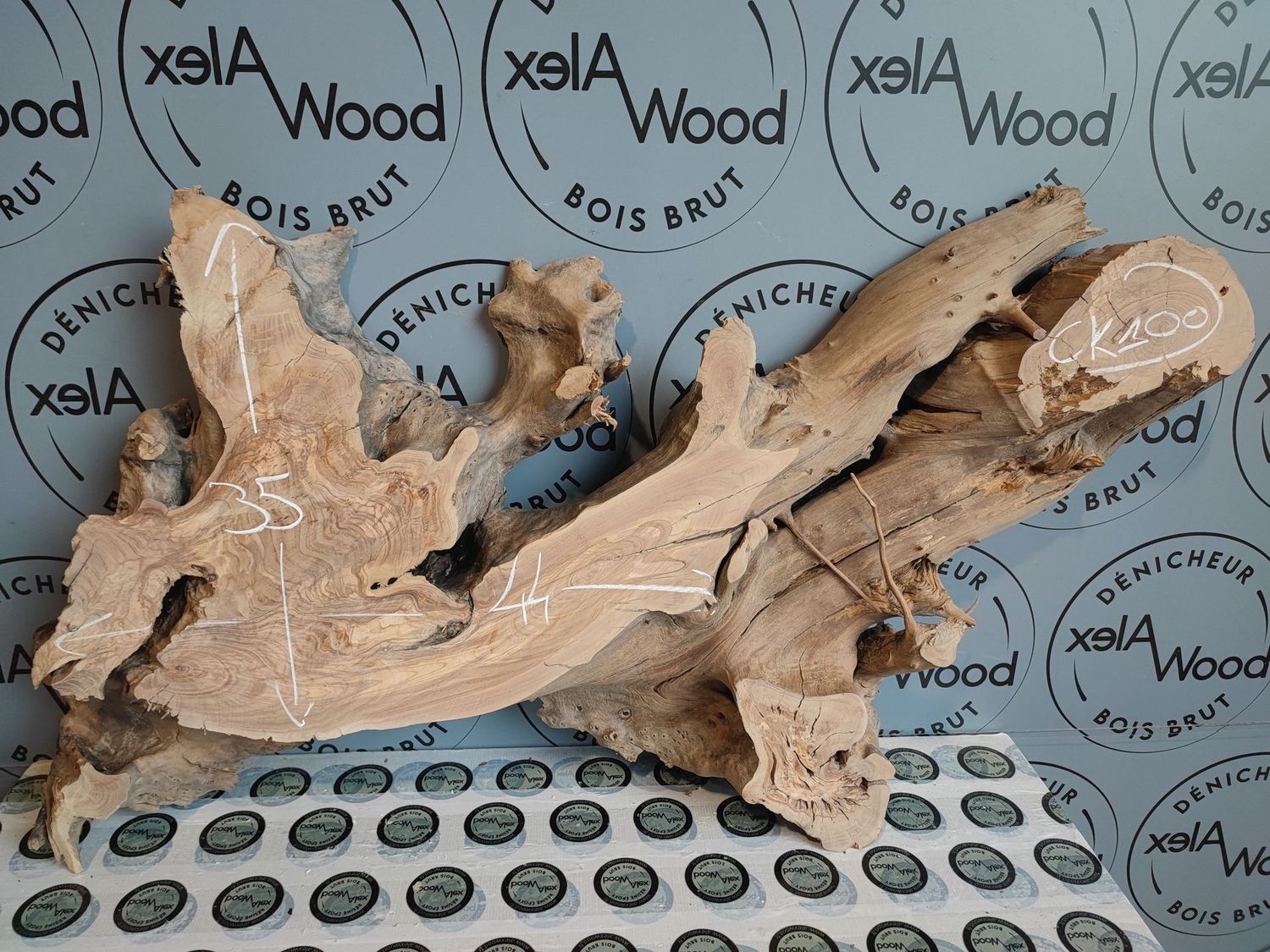 Plateau racine d’olivier pour projets DIY, déco et résine époxy Plateau racine d’olivier pour projets DIY, déco et résine époxy