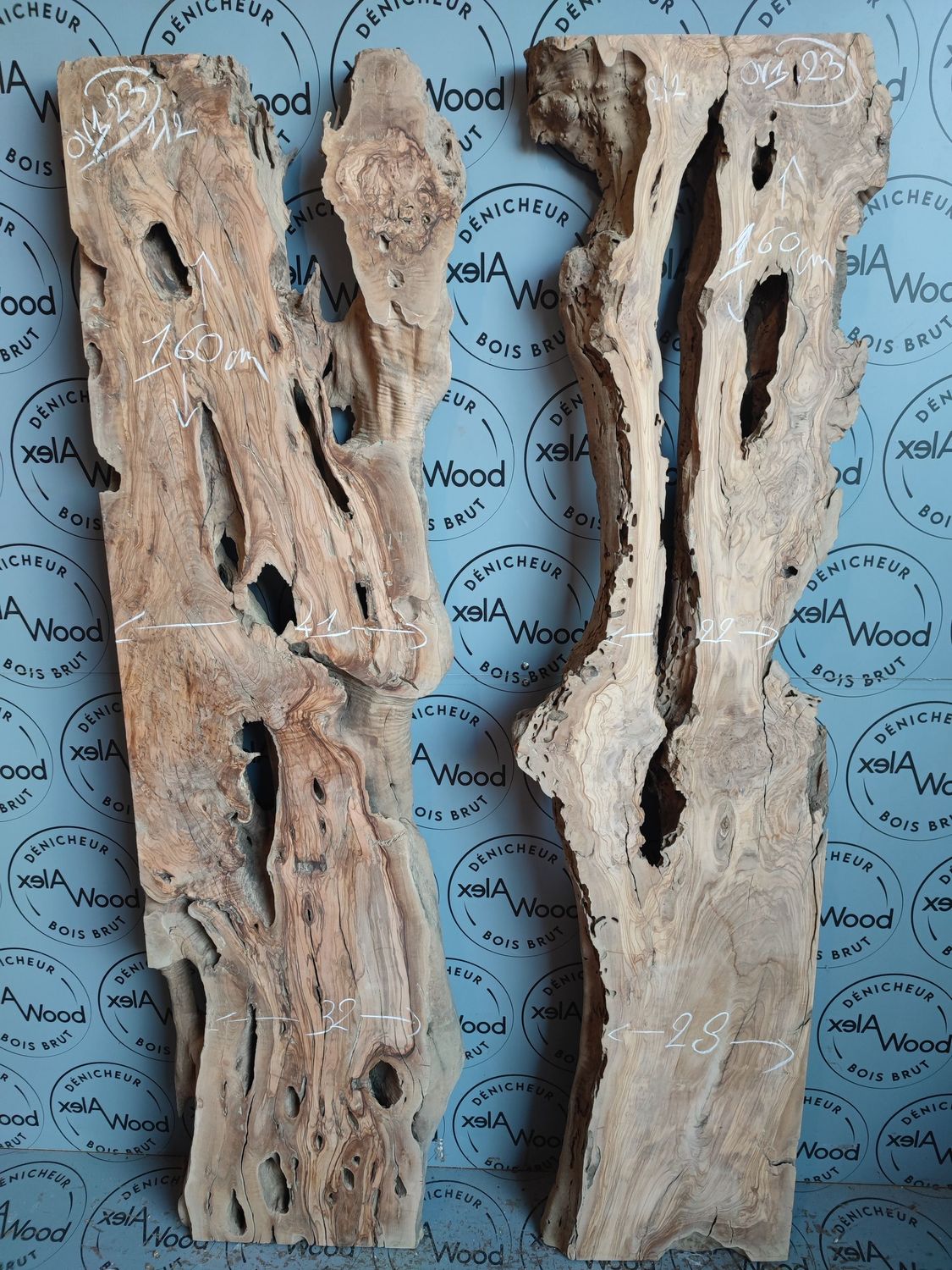 ​Lot de 2 plateaux d’olivier pour table rivière sur mesure