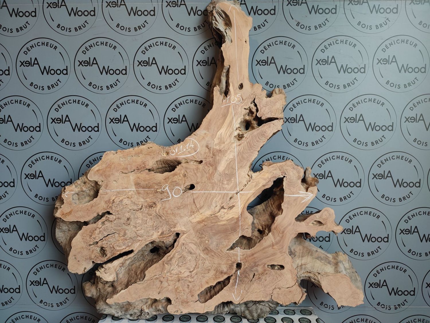 Plateau en bois d’olivier pour table rivière