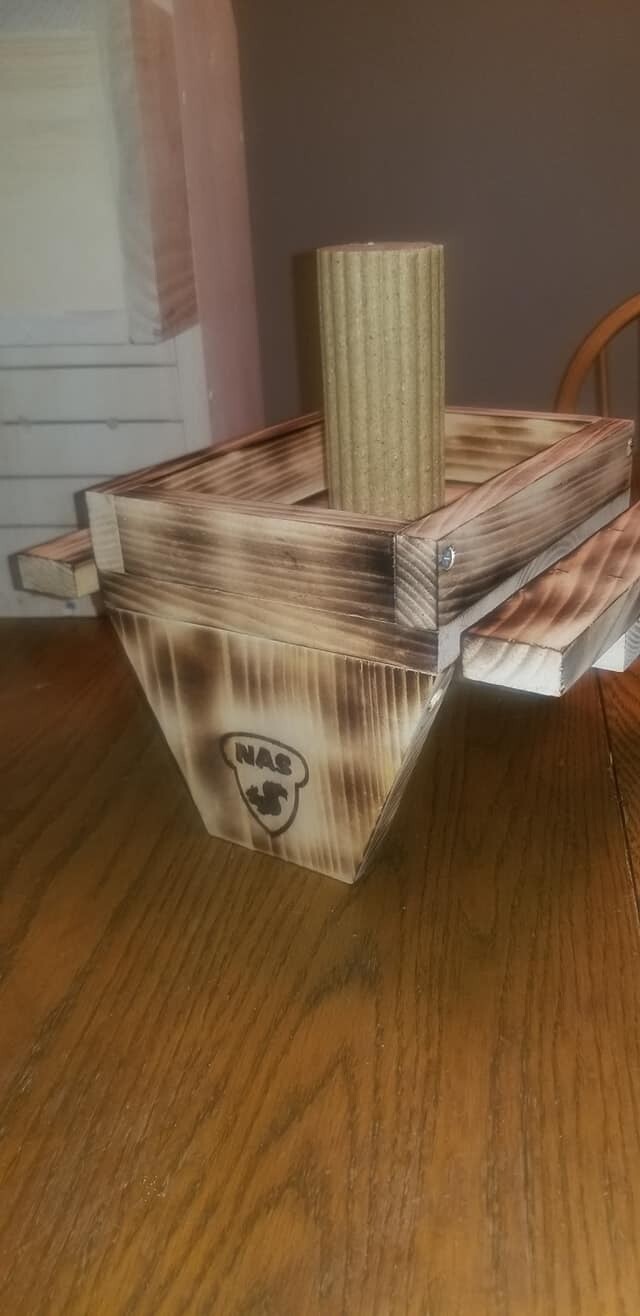 Picnic Table Tray/Cob Feeder