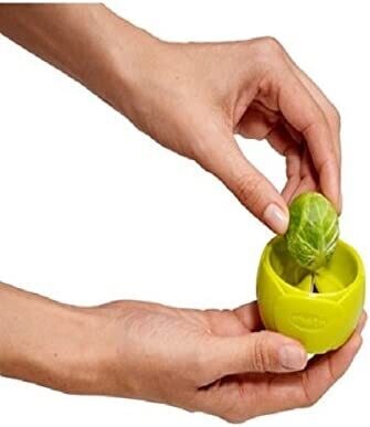 Twist N&#39; Sprout Brussels Sprout Corer