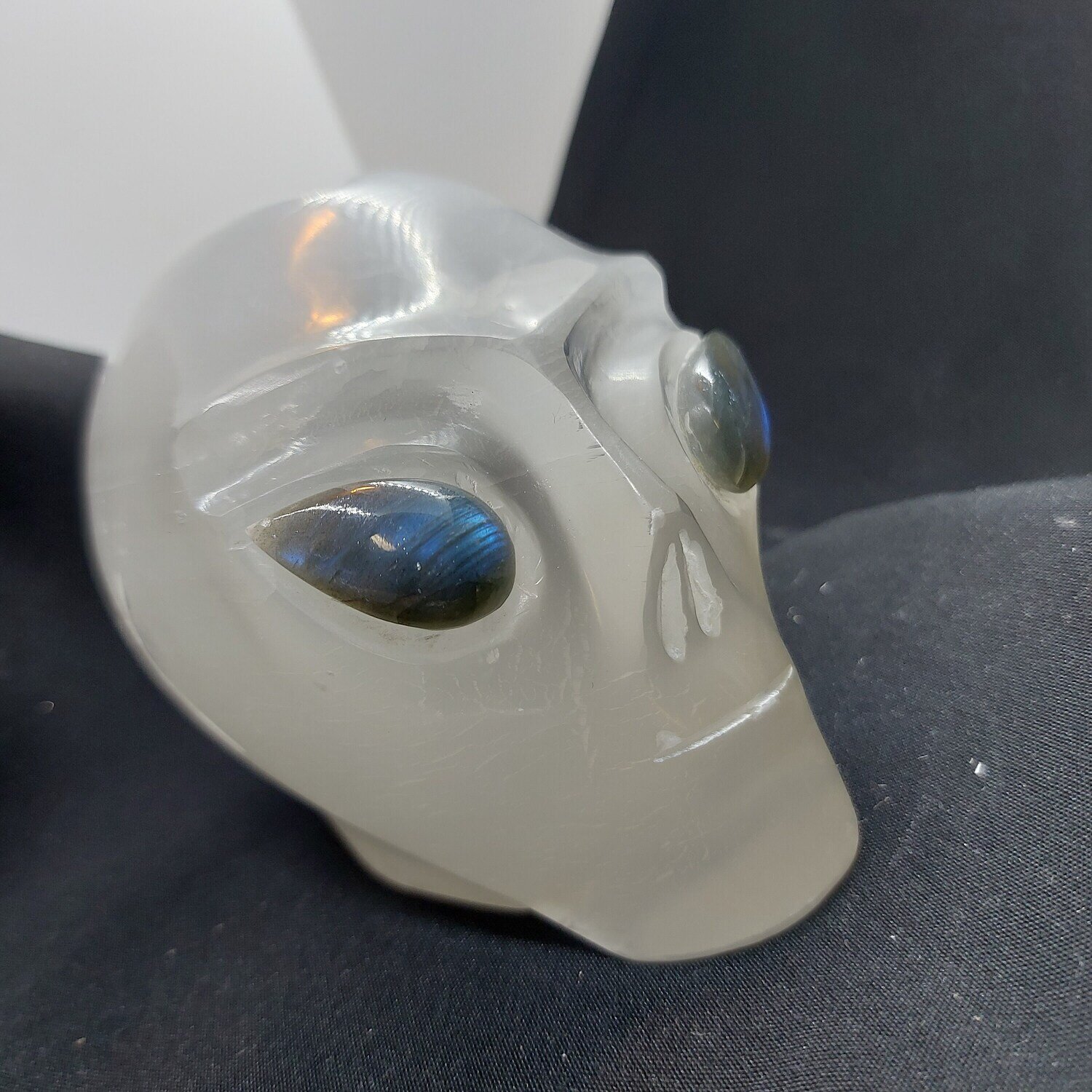 Selenite Skull/E T Scull