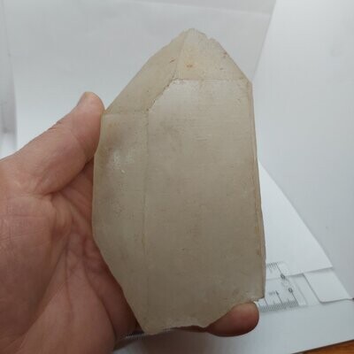 Large quartz Crystal