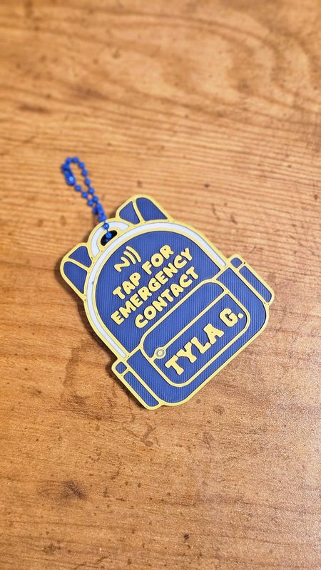 Custom NFC Backpack Keychain | Smart Emergency Contact Tag | Personalized School Bag, Sports Bag, Purse &amp; Luggage Tag