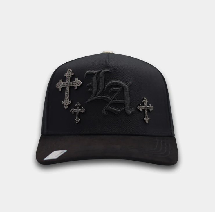 LA CRUZ BLACK