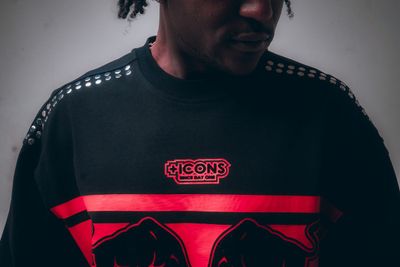 ICONS FOREVER TEE