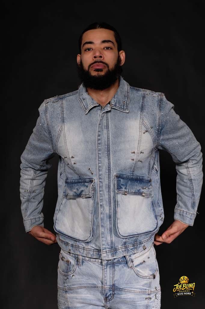 DENIM JACKET