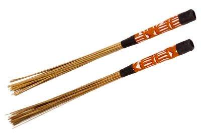 Wood brushes, Dom Famularo