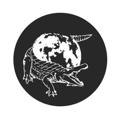 BADGE épingle et magnet SUR MESURE 50mm ... Envoies TES fichiers ... 3€ pour créer le modèle ... puis 2€ par badge