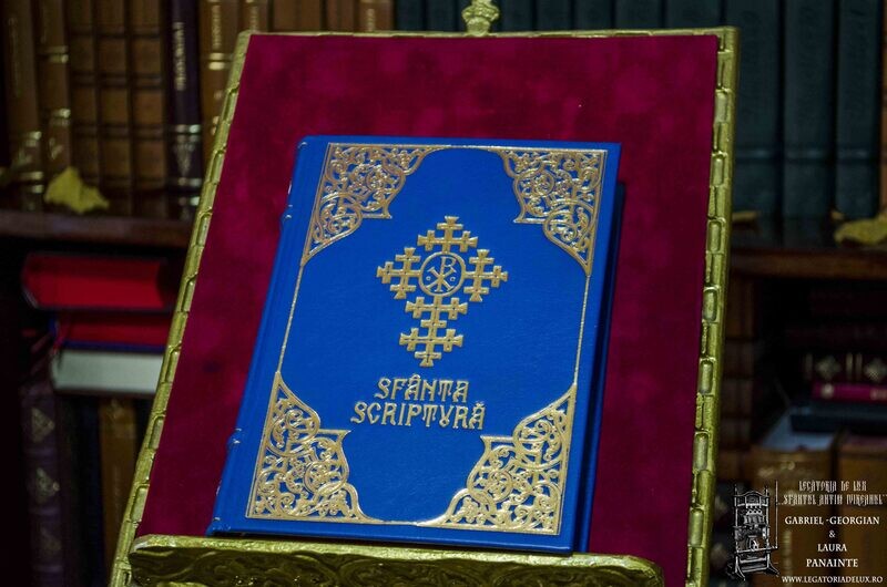 Sfânta Scriptură / Biblia A5 (073)- Ed. IBMBOR - colțare - M4