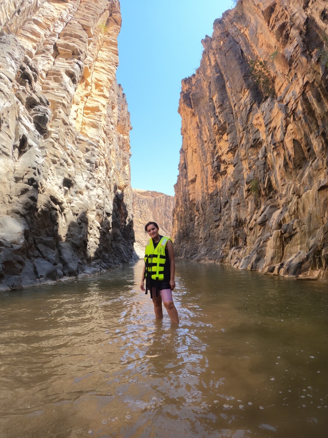 Wadi Al Hedan adventure