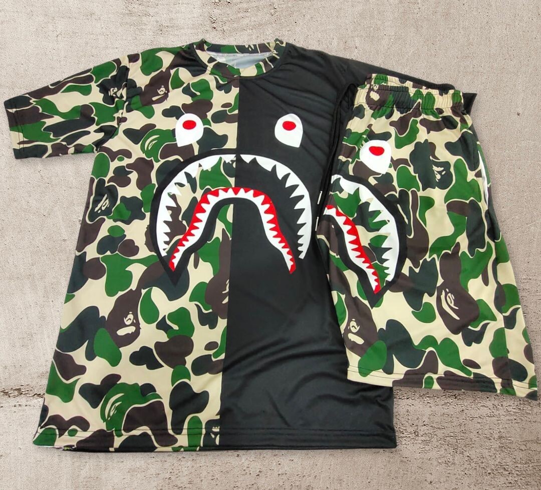BAPE CAMO SHARK FACE T-SHIRT WITH SHORTS