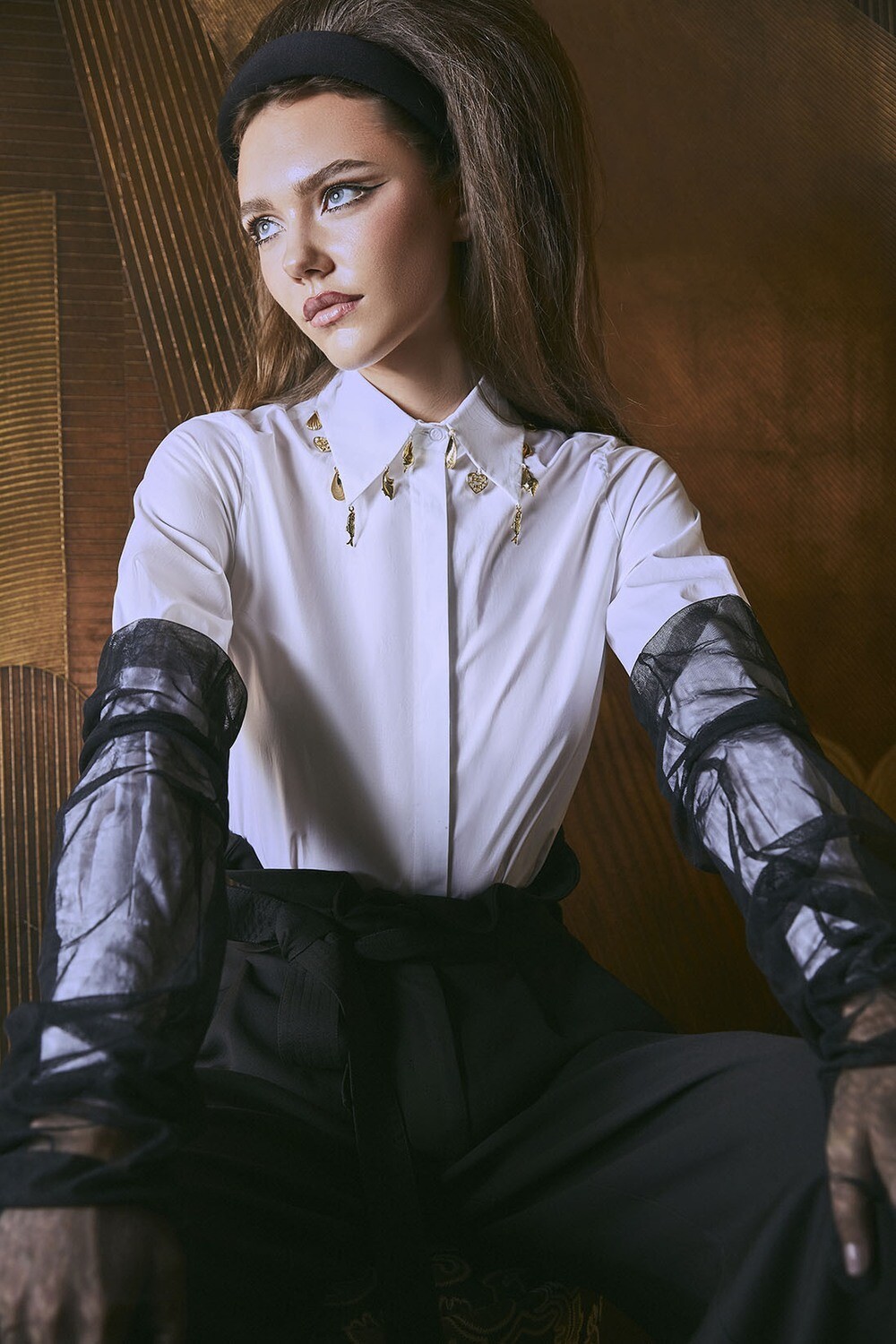 Balloon Long-Sleeved Shirt with Embroidered Collar