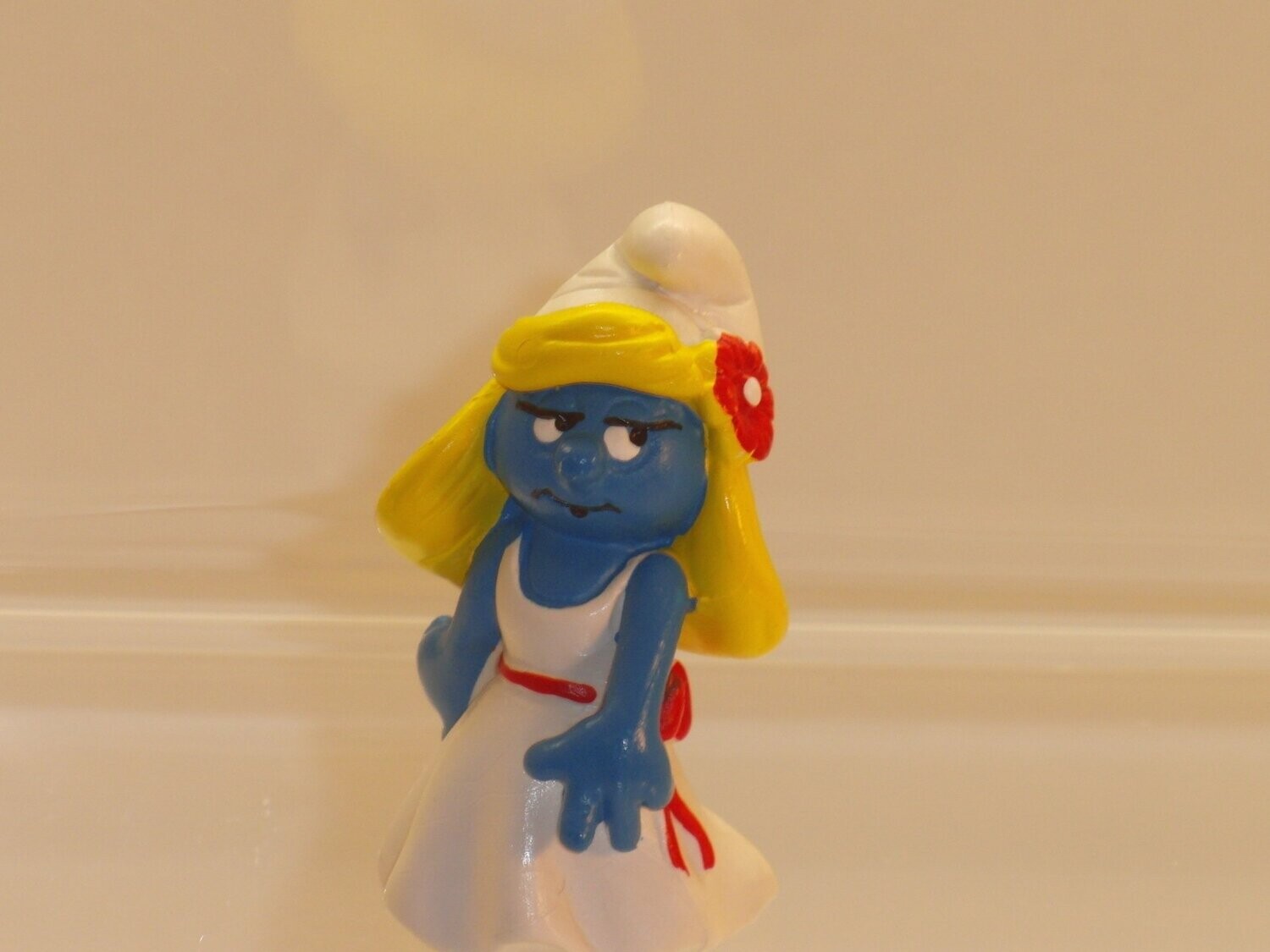 Schlumpfinchen im Abendkleid 2.0217