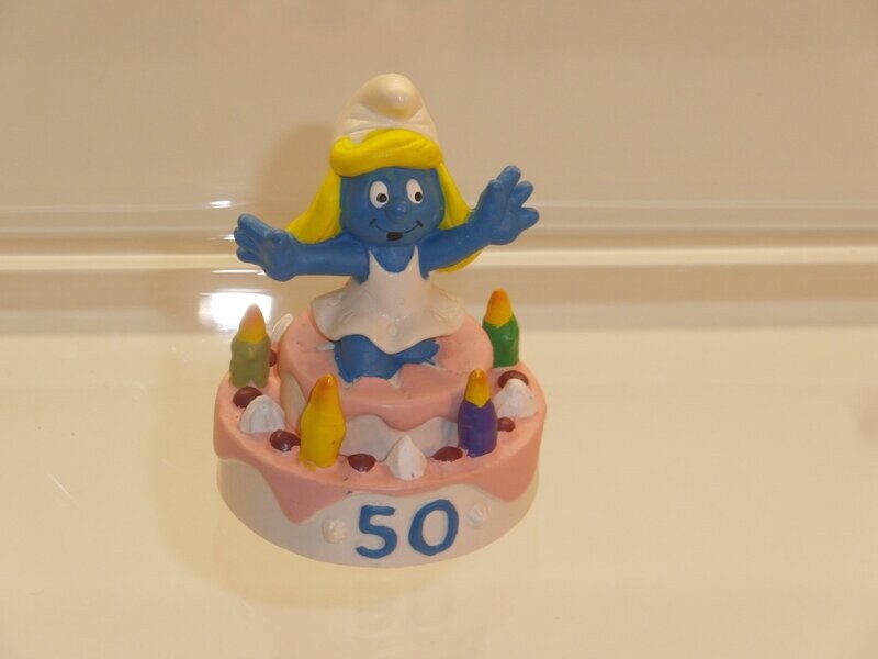 Schlumpfine aus Torte springend 2.0704 Schlumpfine aus Torte springend 2.0704