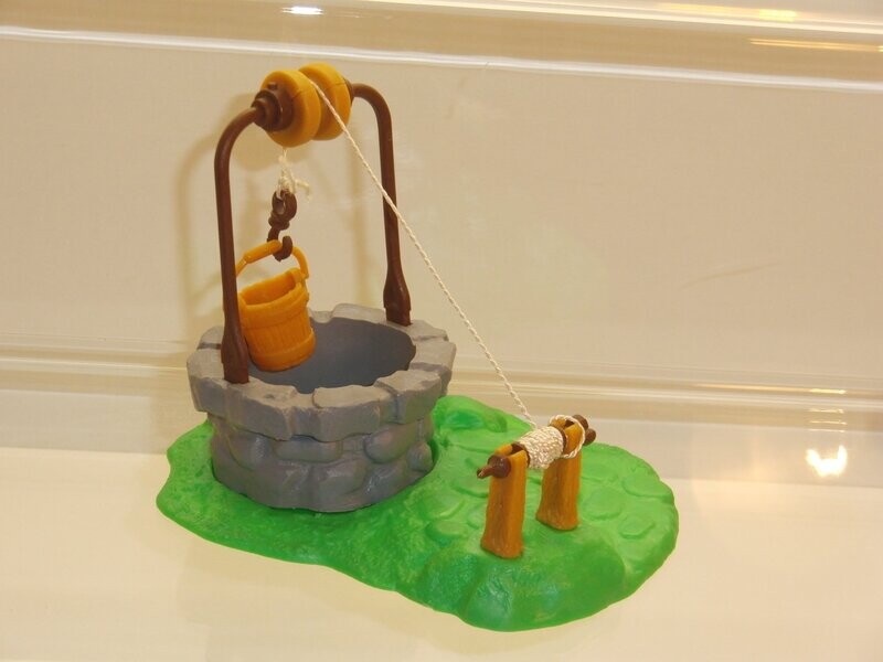 Geschlumpfe 4.0090 Brunnen (teils mit CE-Zeichen) Geschlumpfe 4.0090 Brunnen (teils mit CE-Zeichen)