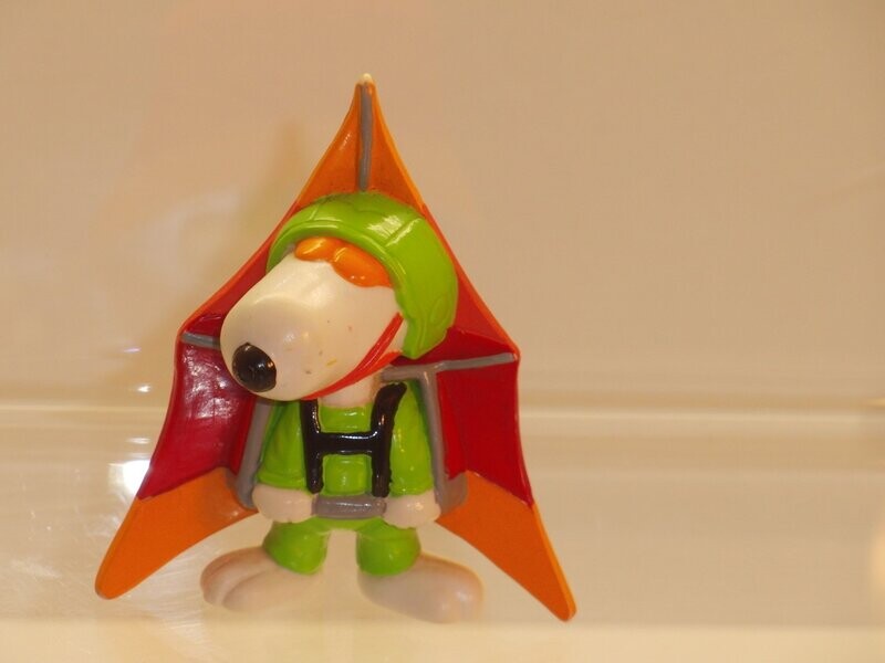 Snoopy/Peanuts: Schleich 2. Serie ab 80er Jahre: Snoopy mit Drachen Snoopy/Peanuts: Schleich 2. Serie ab 80er Jahre: Snoopy mit Drachen