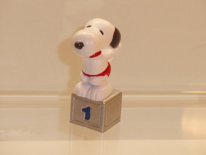 Snoopy/Peanuts: Schleich 2. Serie ab 80er Jahre: Snoopy auf Startblock