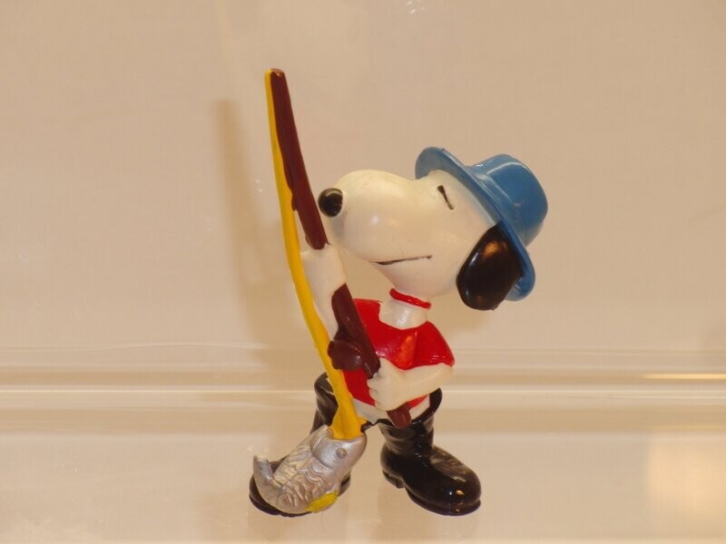 Snoopy/Peanuts: Schleich 2. Serie ab 80er Jahre: Snoopy als Angler Snoopy/Peanuts: Schleich 2. Serie ab 80er Jahre: Snoopy als Angler
