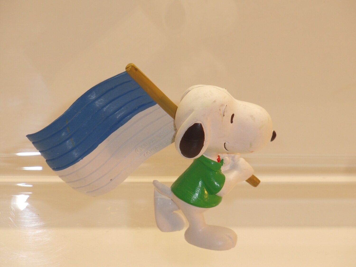Snoopy/Peanuts: Comic Spain 1990: Snoopy als Flaggenträger
Flagge blau/weiß