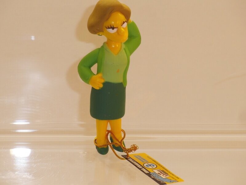 The Simpsons: Greetings from Springfield ab 2006: Edna Krabappel The Simpsons: Greetings from Springfield ab 2006: Edna Krabappel