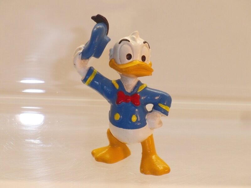 Disney Donald Duck: Bully 80er Jahre: Classic Donald grüßend Disney Donald Duck: Bully 80er Jahre: Classic Donald grüßend