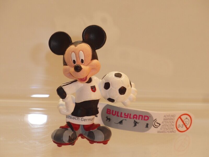 Disney: Micky Maus: Bullyland: Micky als Fußballer, Hemd weiß, 156209 Disney: Micky Maus: Bullyland: Micky als Fußballer, Hemd weiß, 156209