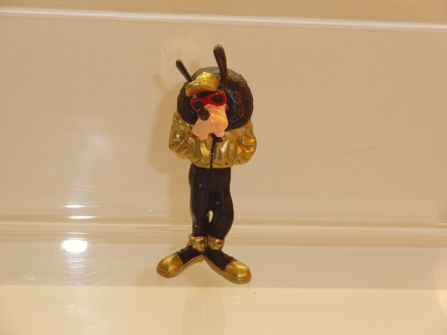 Disney: Goofy: Bully 80er/90er Jahre: New Generation: Goofy "Cool"; schwarz/gold