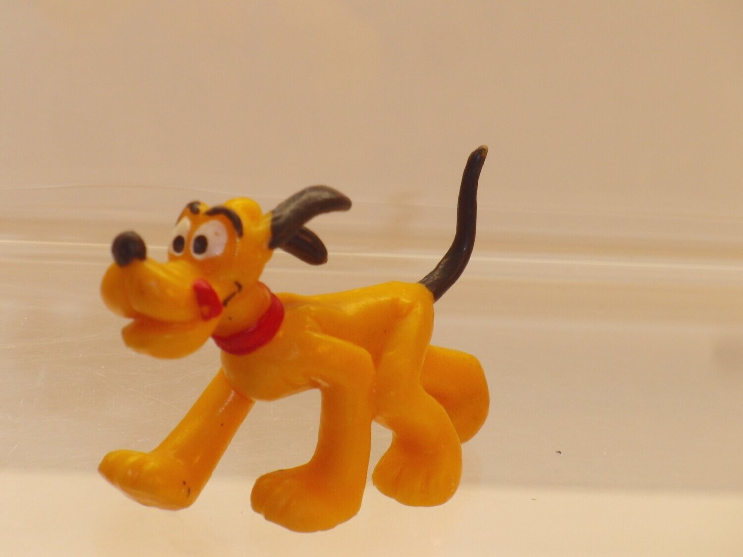 Disney: Pluto: Bully 80er Jahre: Pluto laufend