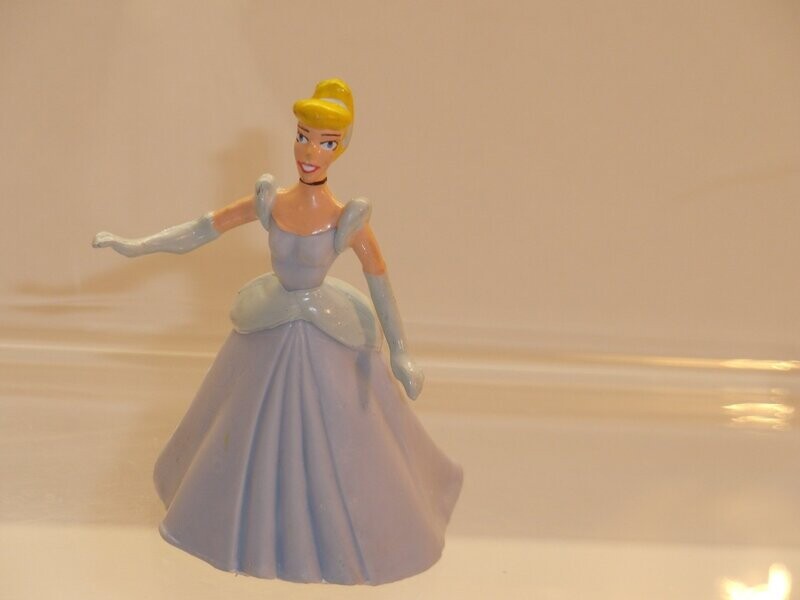 Disney's Cinderella: Applause 90er Jahre: Cinderella als Prinzessin klein Disney's Cinderella: Applause 90er Jahre: Cinderella als Prinzessin klein