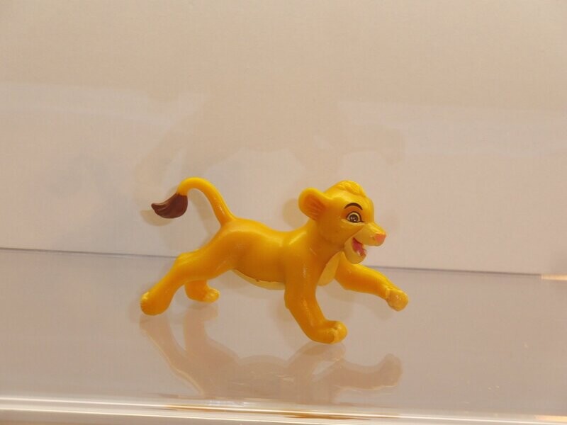 Disney's König der Löwen: Mattel: Simba laufend Disney's König der Löwen: Mattel: Simba laufend