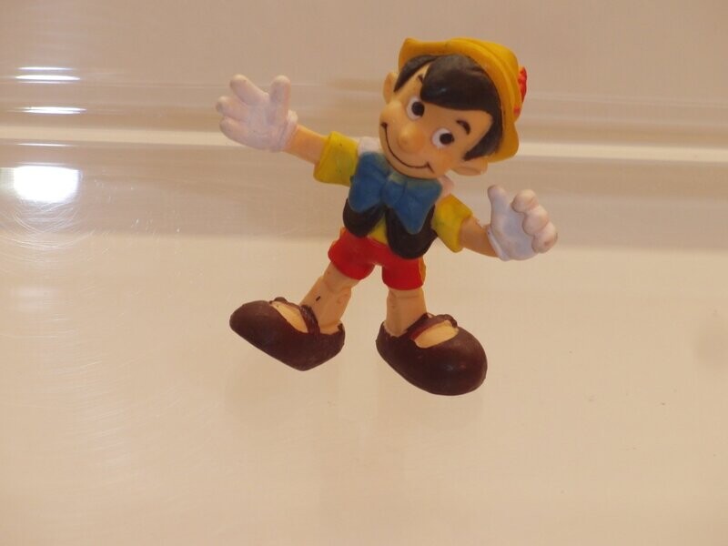 Disney's Pinocchio: Bully/Bullyland CE: Pinocchio fröhlich Disney's Pinocchio: Bully/Bullyland CE: Pinocchio fröhlich