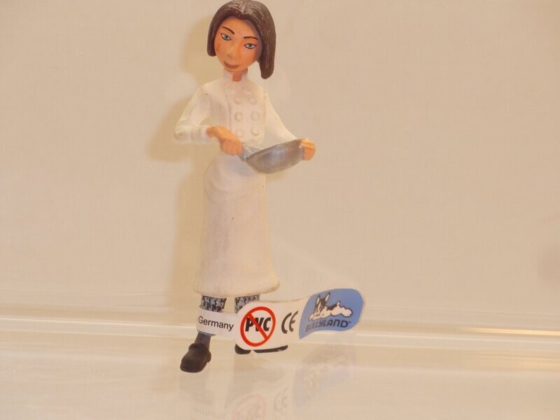 Disney's Ratatouille: Bullyland: Colette 12703 Disney's Ratatouille: Bullyland: Colette 12703