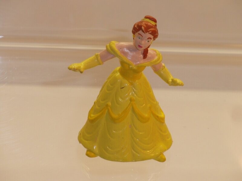 Disney's Schöne und das Biest: Bullyland: Belle (Kleid gelb) Disney's Schöne und das Biest: Bullyland: Belle (Kleid gelb)