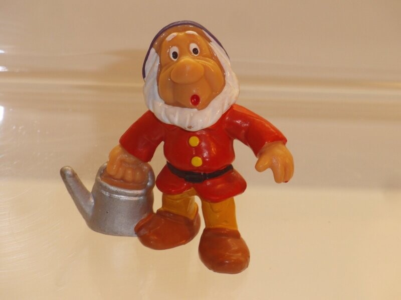 Disney's Schneewittchen: Bully 1982: Hatschi Disney's Schneewittchen: Bully 1982: Hatschi