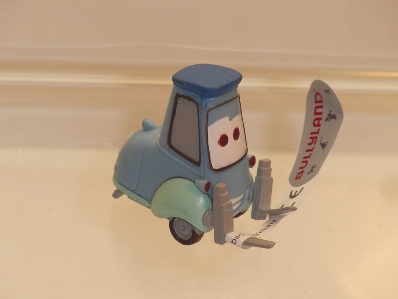 Disney's Cars: Bullyland: Guido 12685 Disney's Cars: Bullyland: Guido 12685