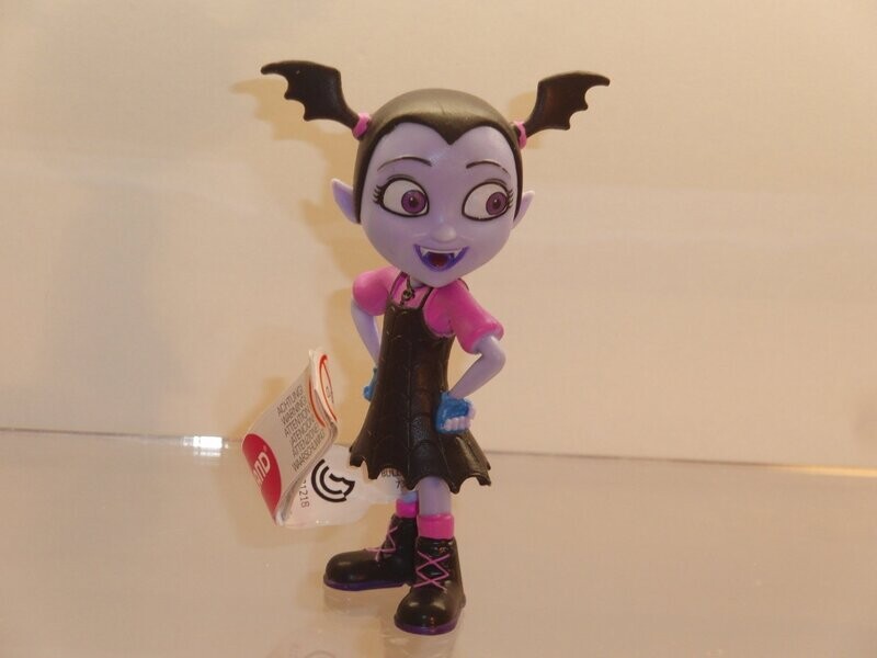 Disney's Vampirina: Bullyland: Vampirina 13450 Disney's Vampirina: Bullyland: Vampirina 13450