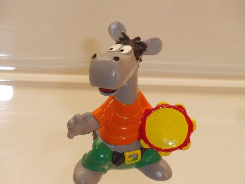 Äffle & Pferdle: Pferdle mit Tambourin Äffle & Pferdle: Pferdle mit Tambourin