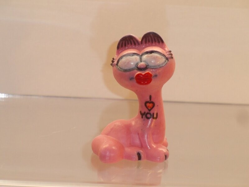 Garfield: Bully: Arlene