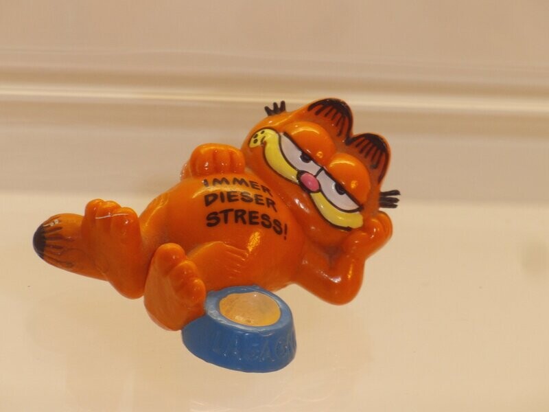 Garfield: Bully: Garfield liegend Garfield: Bully: Garfield liegend