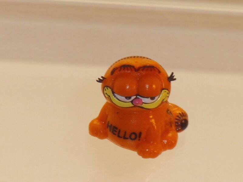Garfield: Bully: Garfield Mini sitzend Garfield: Bully: Garfield Mini sitzend