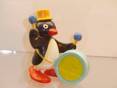 Pingu: Bully/Bullyland 1990: Pingo als Trommler