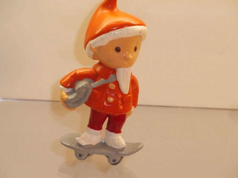 Sandmännchen: Bullyland 1995: Sandmännchen auf Skateboard Sandmännchen: Bullyland 1995: Sandmännchen auf Skateboard