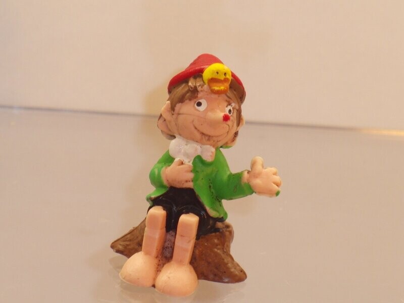 Pinocchio: Heimo 70er Jahre: Pinocchio sitzend Pinocchio: Heimo 70er Jahre: Pinocchio sitzend