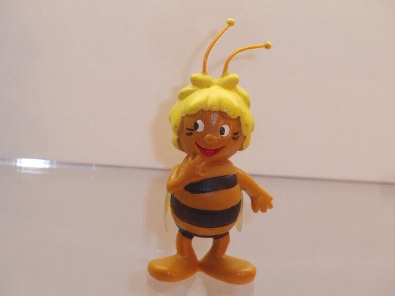 Die Biene Maja: Schleich 1976: Maja mit transparenten Flügeln Die Biene Maja: Schleich 1976: Maja mit transparenten Flügeln