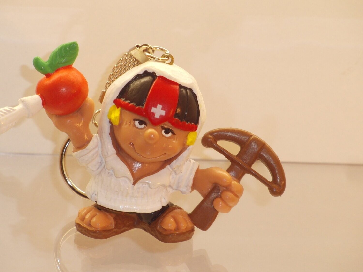 Seppli: Schleich 1984: Seppli mit Armbrust (Schlüsselanhänger)